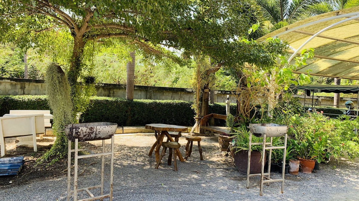 Khlong Wan Hotel | Srisupawadee Resort