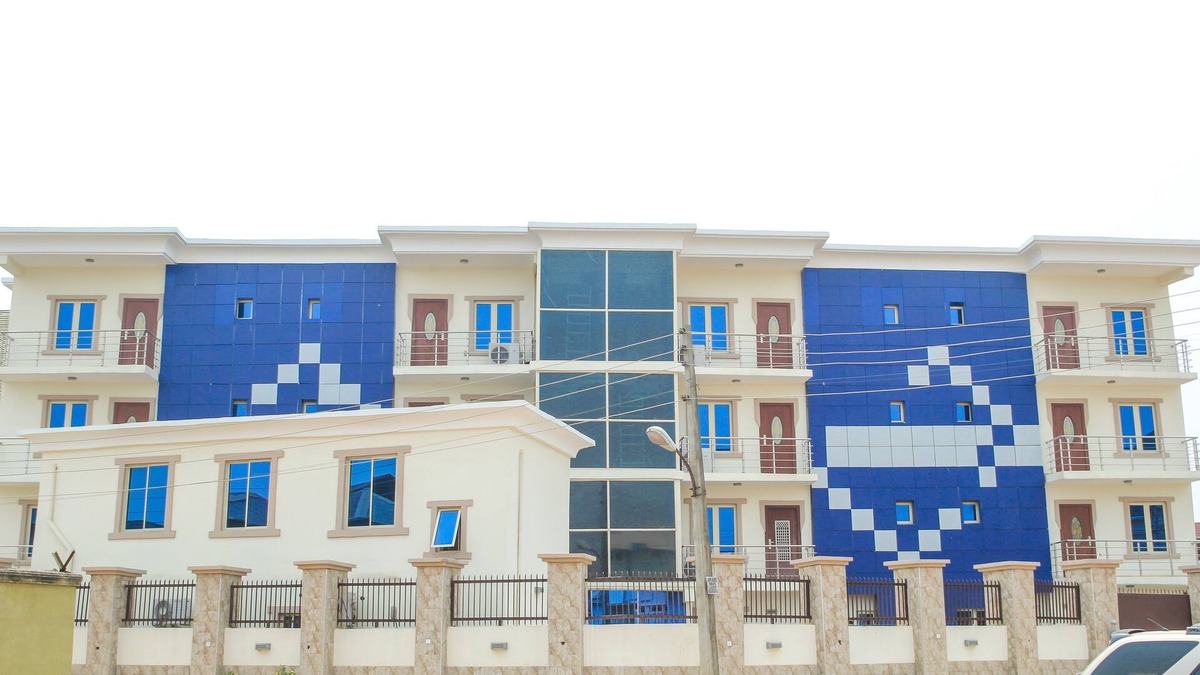 Oshodi-Isolo Apartment | SSCFG Luxury Apartments & Suites