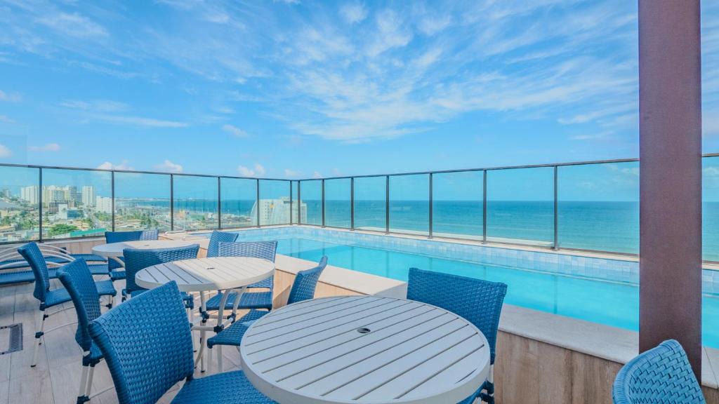 Boca do Rio Apartment | Stúdio com Wi-Fi próximo do mar com vista incrível