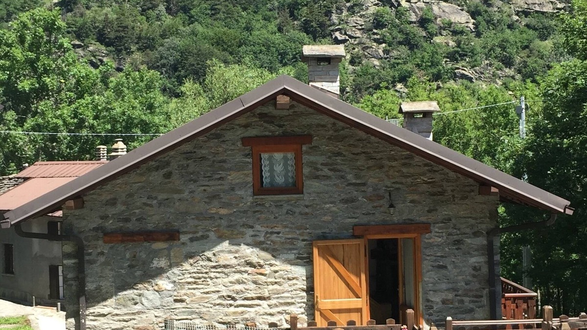 Giaglione House | St. Anthony's Hut. A stay in nature