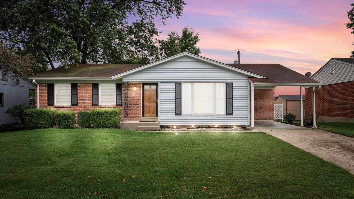 St. Charles House | St. Charles/St. Peters 3 Bedroom Charmer