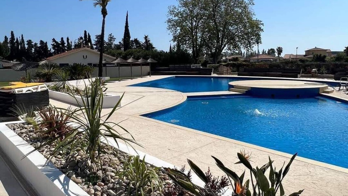 Saint-Cyprien House | St Cyprien Mobile home 6 people Linen included