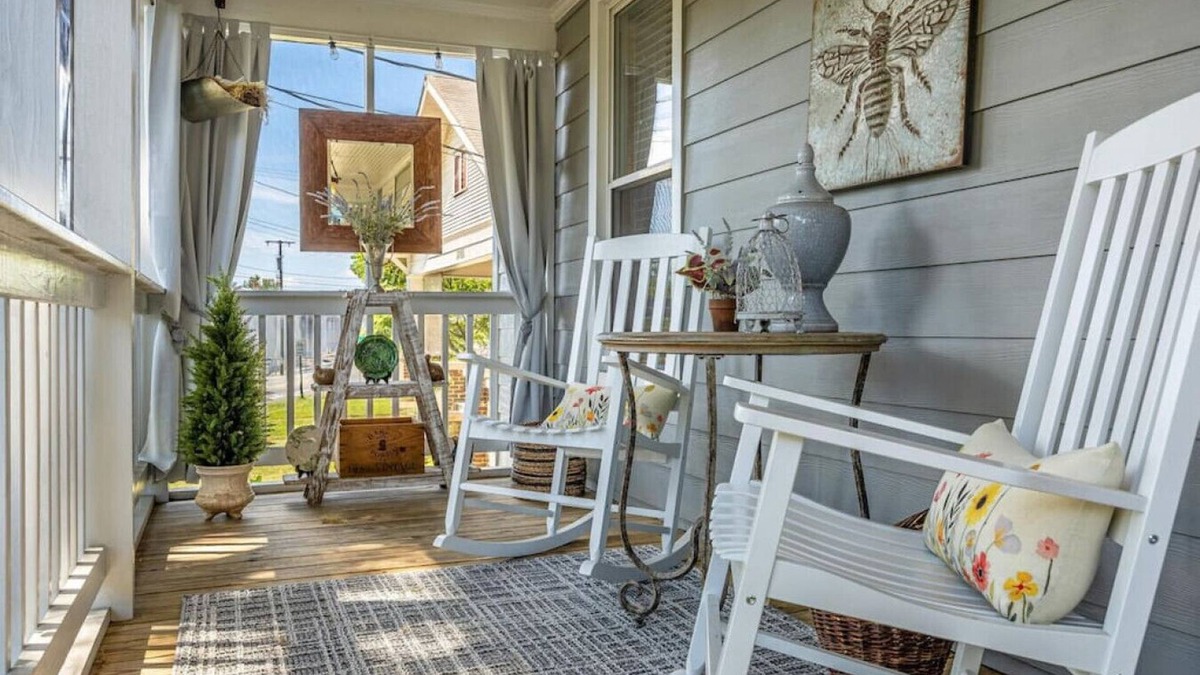 St. Elmo Improvement League House | St. Elmo Bliss Bungalow - 2BR