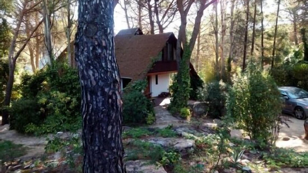 San Martin de Valdeiglesias Cottage | Story House for 8 people