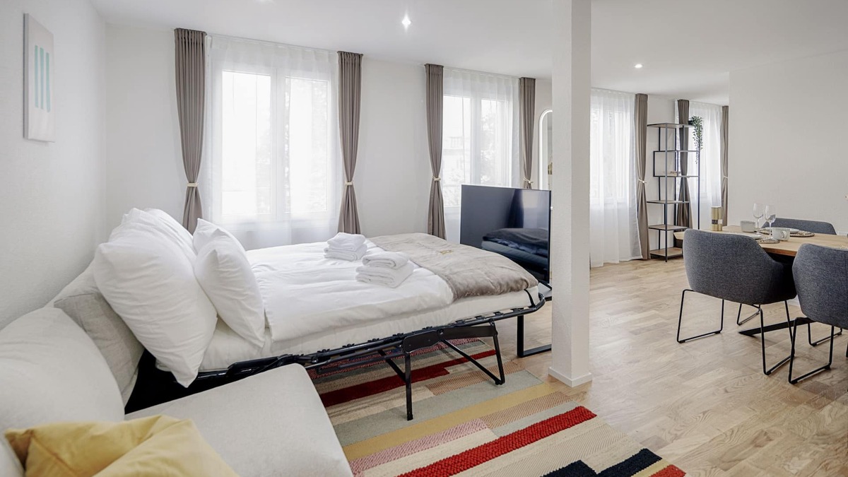 St. Gallen Apartment | St. Georgen-Strasse Studios by VISIMO - Design. City. Nature