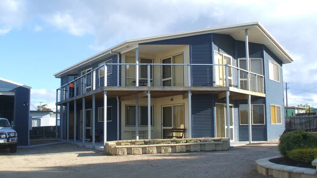 Stieglitz Apartment | St Helens On The Bay apartment 1