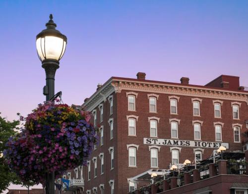 Red Wing Hotel | St James Hotel