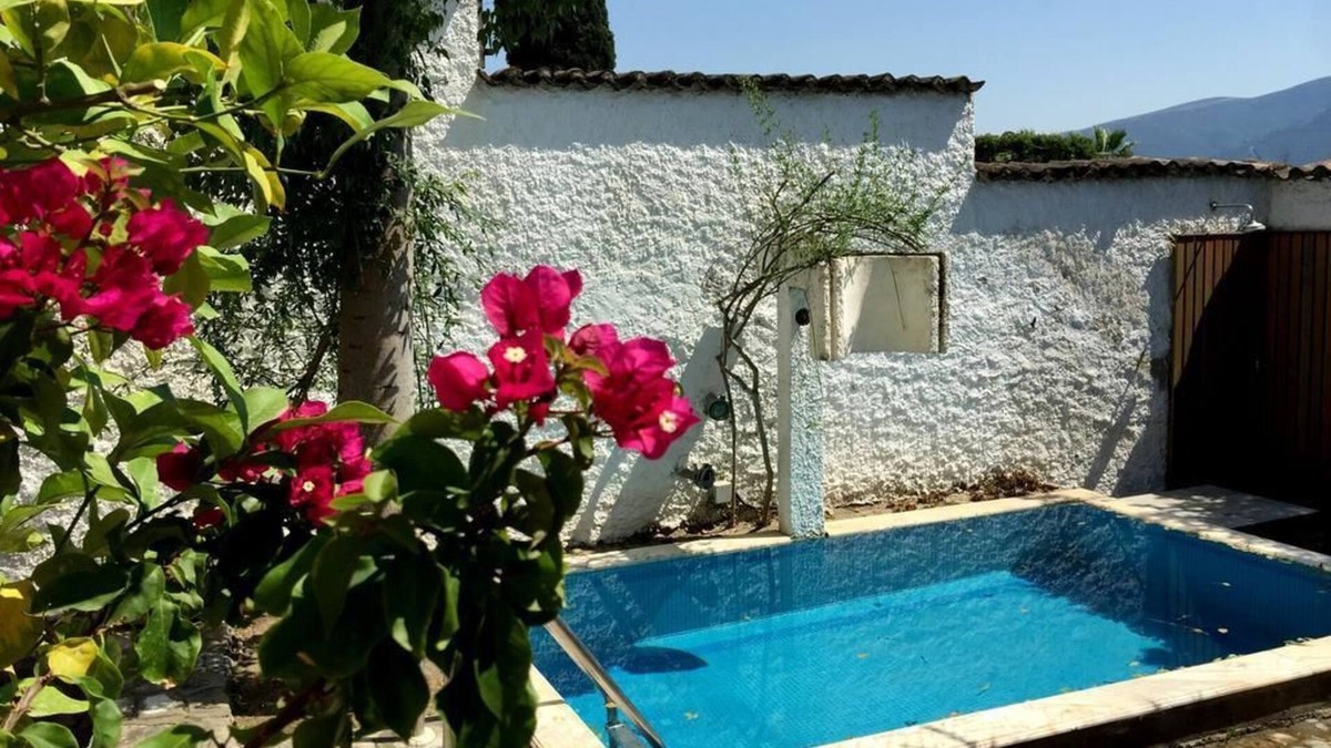 Selcuk Villa | St John's House