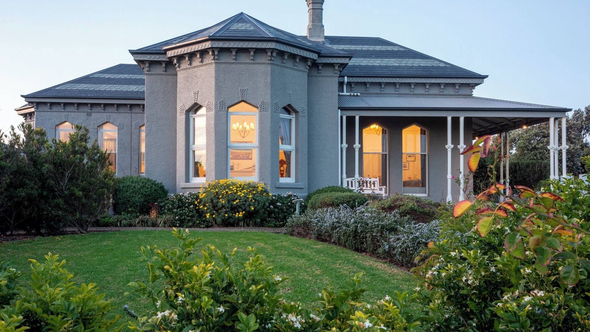 Williamstown House | St Joseph's by the sea