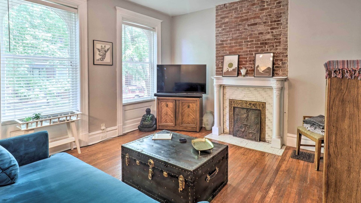 Shaw Apartment | St Louis Retreat ~ 1 Mi to Botanical Garden