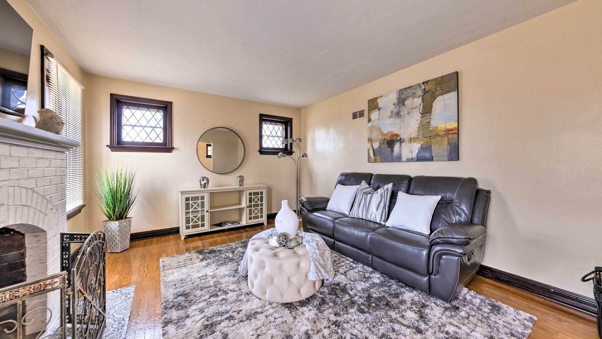 Bel-Nor House | St Louis Vacation Rental 4 Mi to Airport!