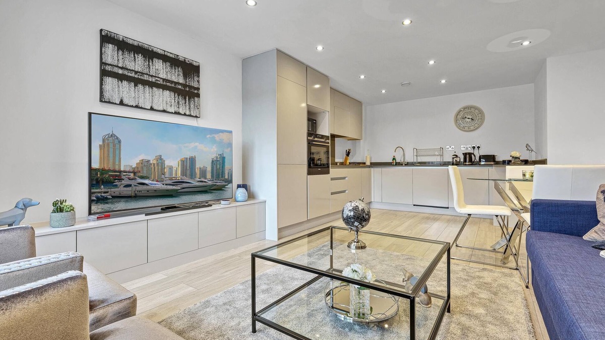 South Ruislip Apartment | St Martins House Luxury Apartments Ruislip- Apt D