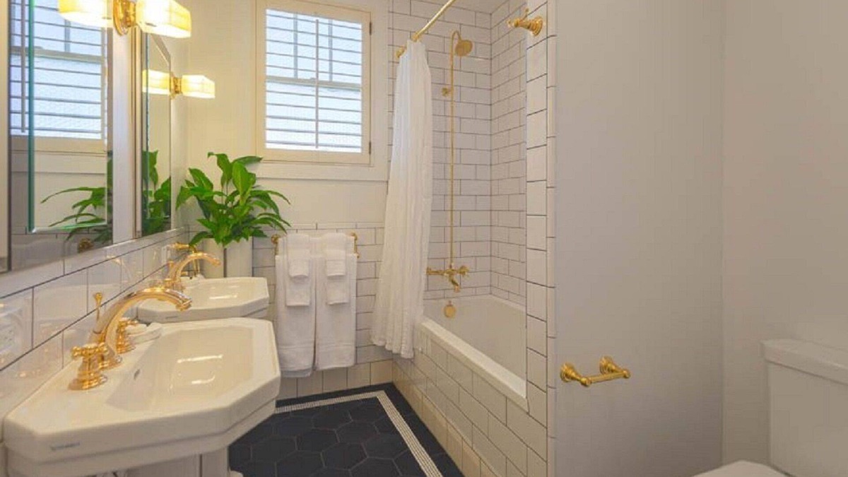 St. Mary's House | St. Mary's Park, Bernal Heights spacious two bedroom house
