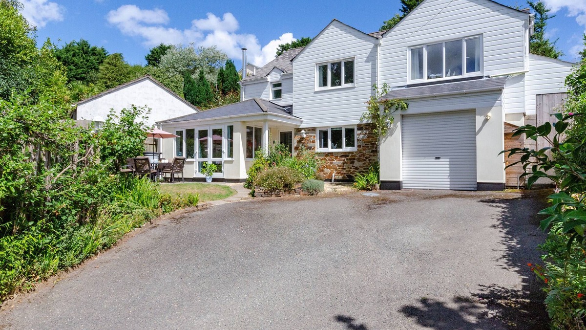Portmellon House | St Mellyn - Five Bedroom House, Sleeps 8