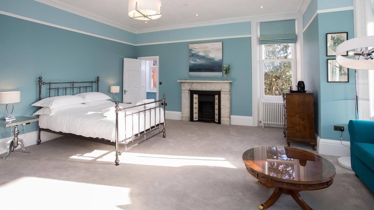 St Albans House | St. Michael's (Premium King Room with En-suite)