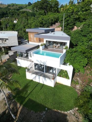 Tamanique House | St Michaels Ocean View House