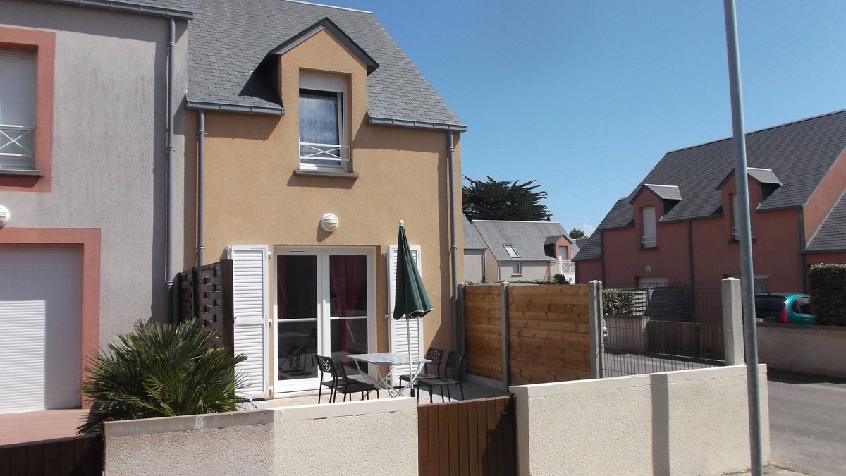 Saint-Pair-sur-Mer House | St Pair sur mer/Kairon beach near Granville 100m from Baie Mont st Michel beach