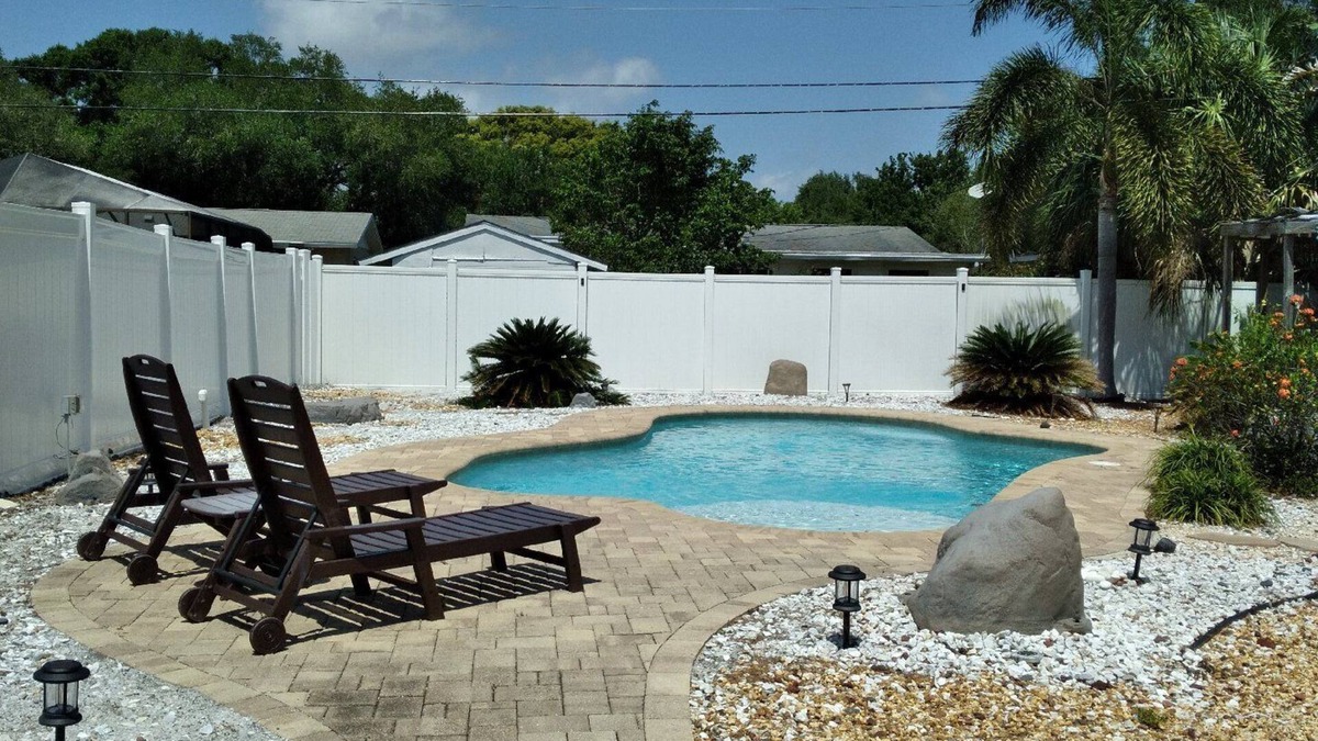 Disston Heights House | St Pete's backyard oasis