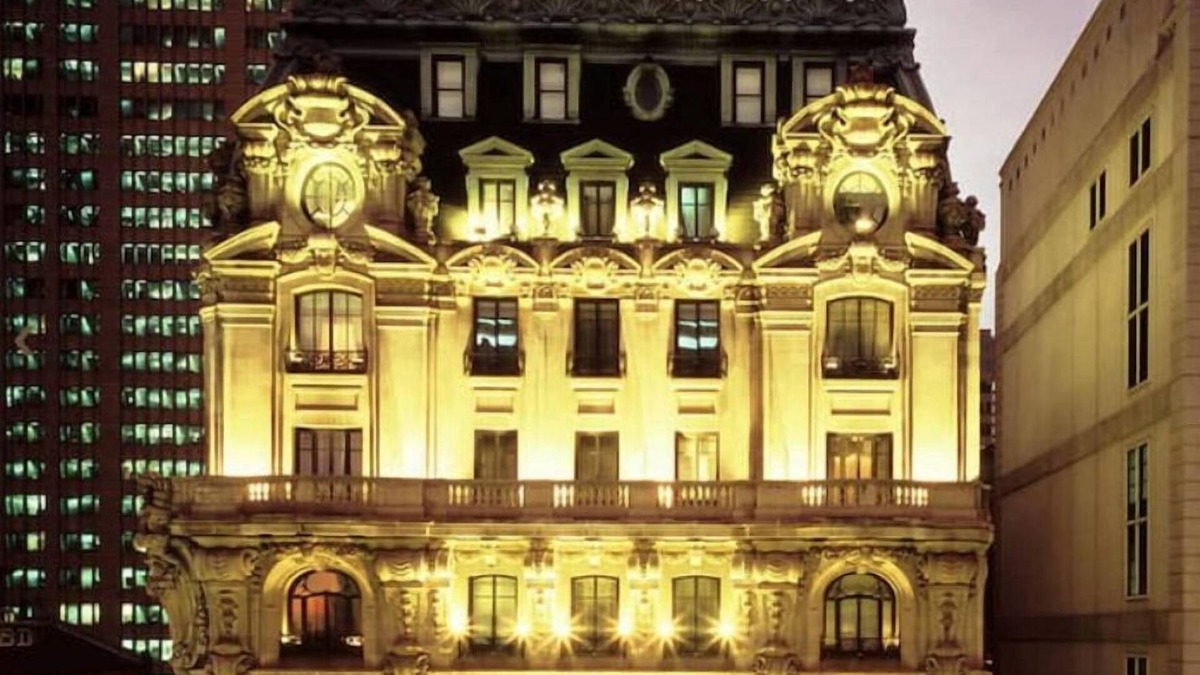 Central Park South Hotel | St. Regis Residence Club - 2 BR Suite. 5th Ave NYC