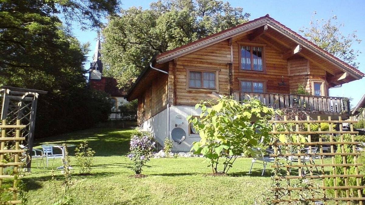 Unterfinning House | St. Willibald Comfortable holiday residence