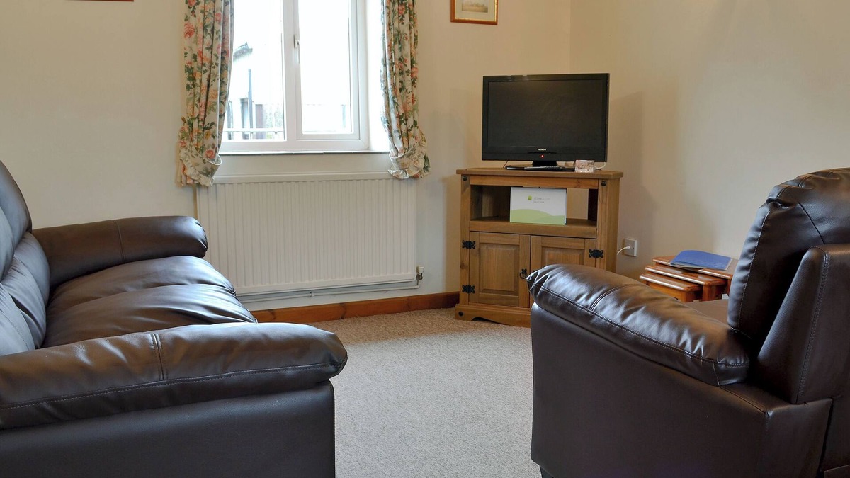 Foxley Cottage | Stable Cottage 4 - UKC3743