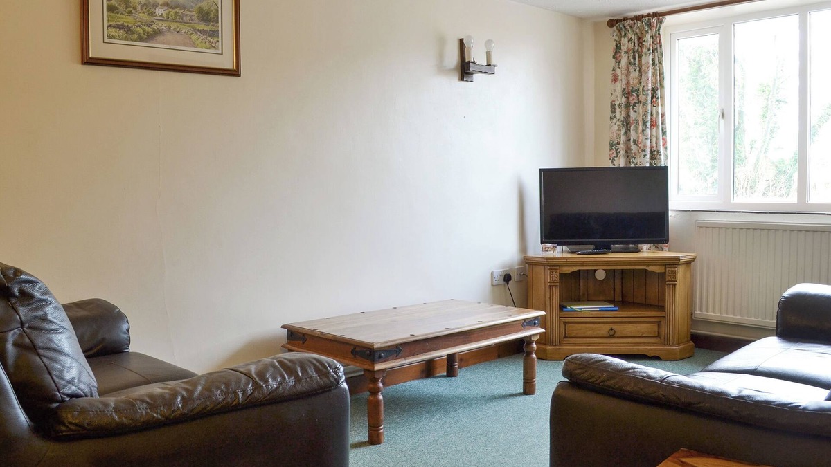 Foxley Cottage | Stable Cottage 6 - UKC3745