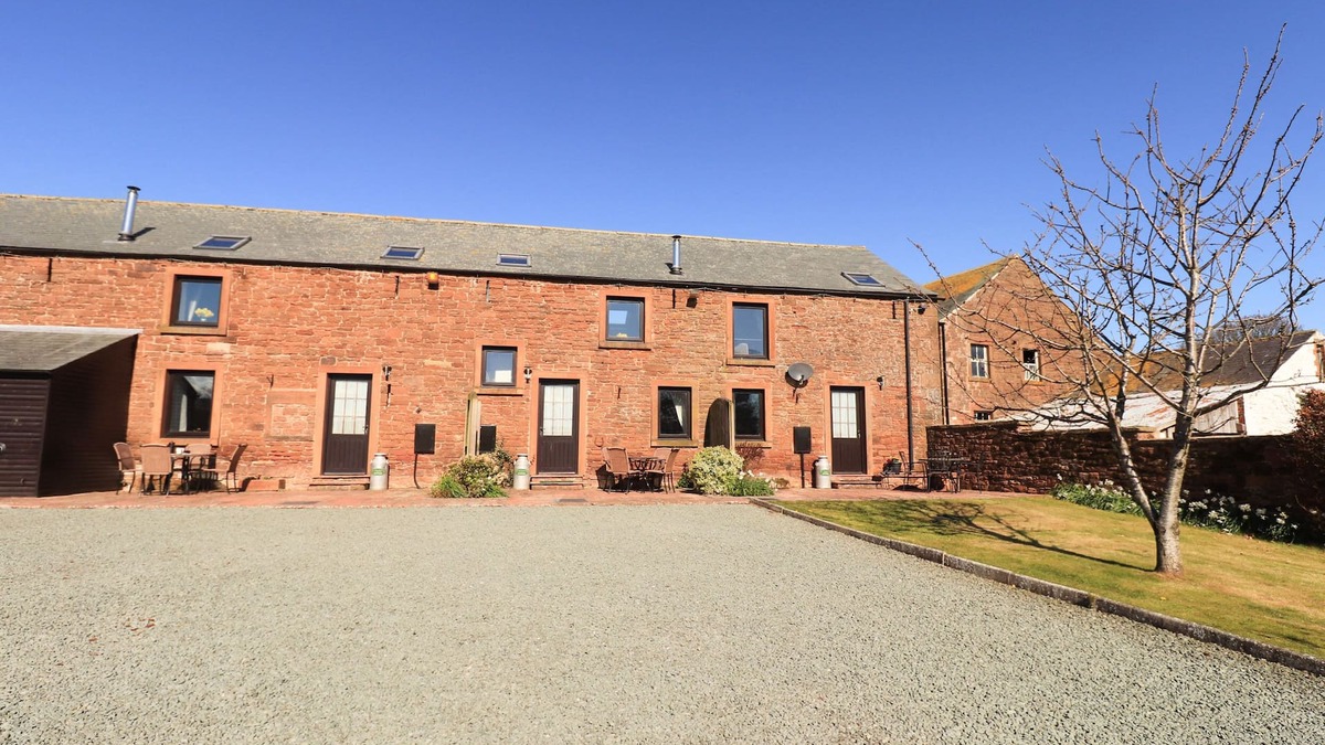 Wigton Cottage | STABLE COTTAGE, family friendly, with open fire in Bolton Low Houses