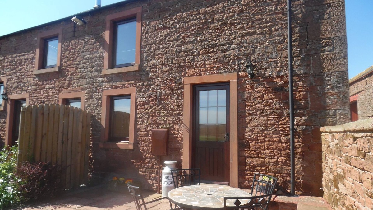 Wigton House | Stable Cottage - Sky television now available