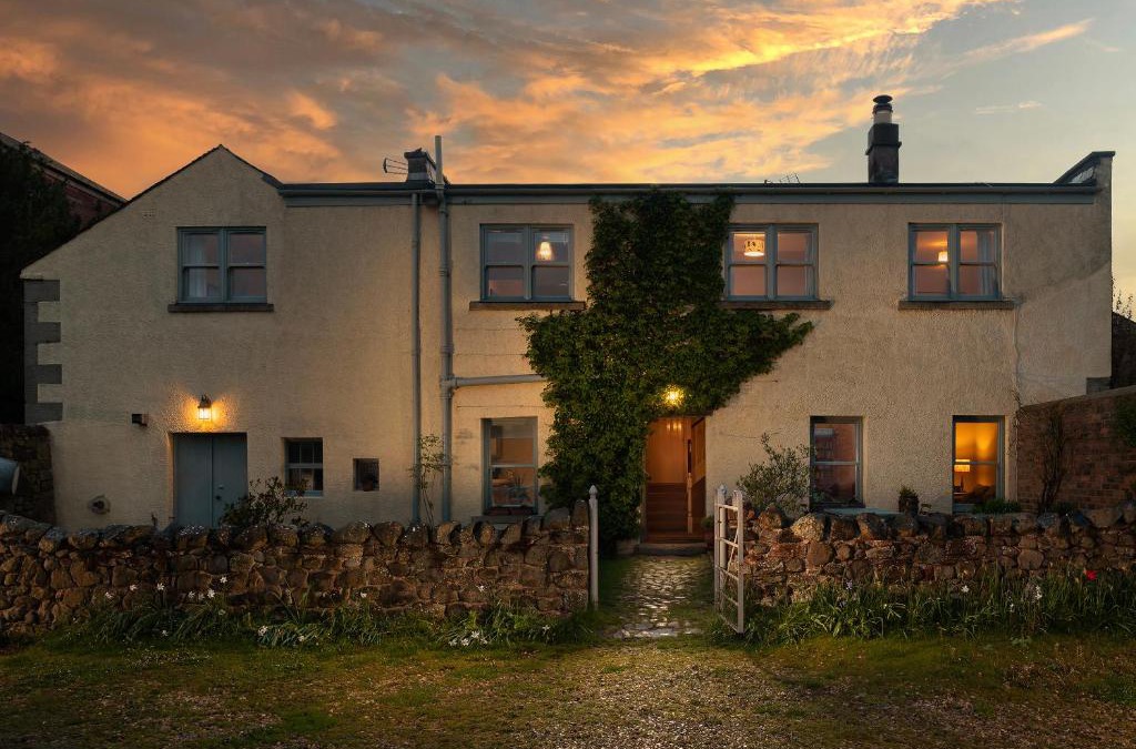 Greenlaw Apartment | Stable Yard Cottage
