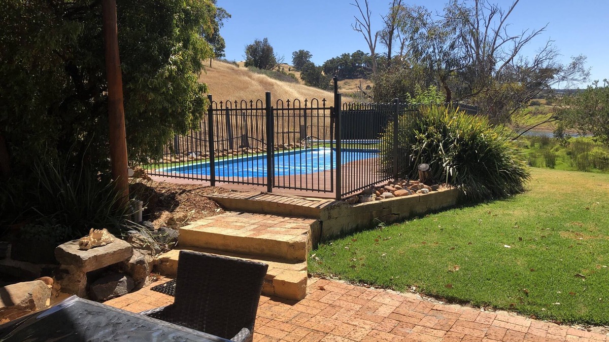 Mullalyup House | Stables Cottage
