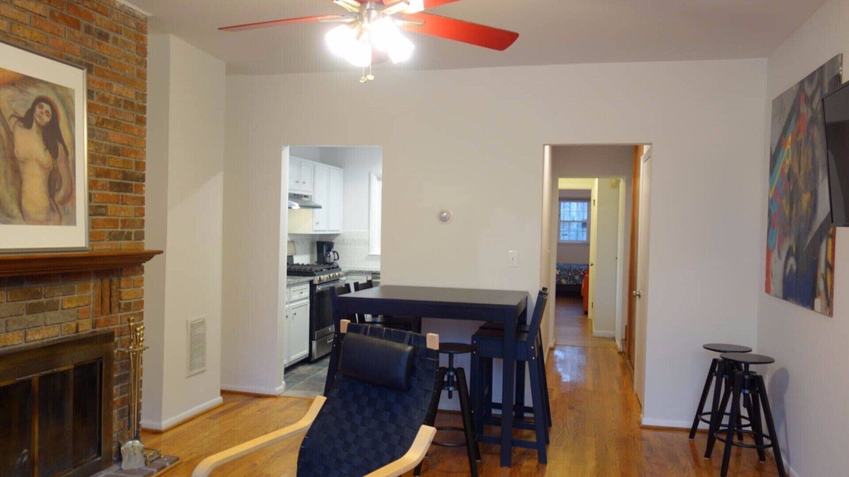 Barre Circle House | Stadiums/Convention Center/UMMC/Inner Harbor