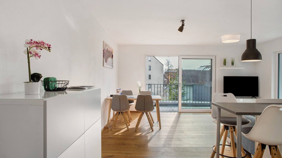 Aschach Apartment | 'Stadt & See’ holiday flat - arrive, feel good and enjoy