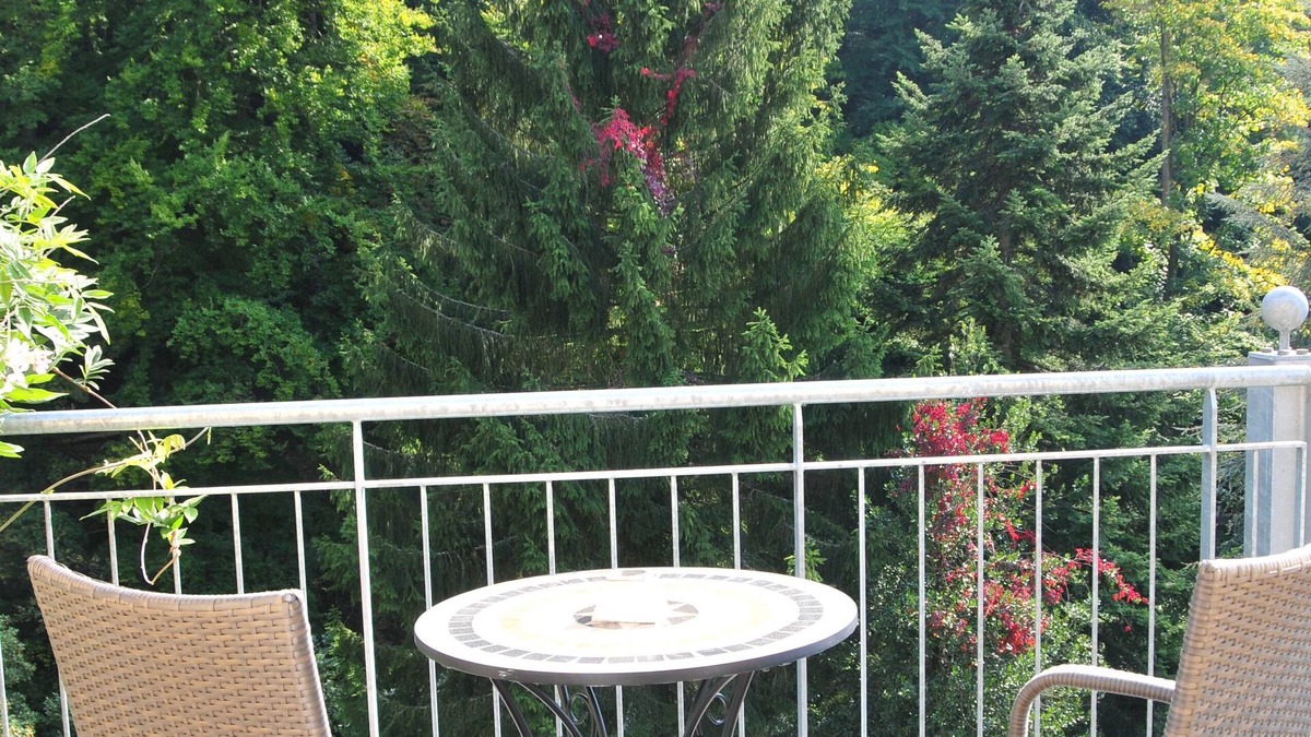 Balg Apartment | Stadt- und Naturnah, Balkon und Ruhig