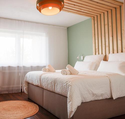 Frickenfelden Apartment | Stadtjuwel I Balkon I 6 Min zum See