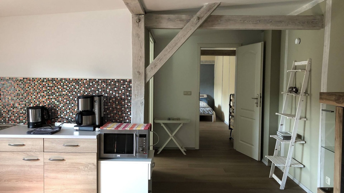 Maasdorf Apartment | Stadtwohnung mit Balkon und Eigenem Eingang