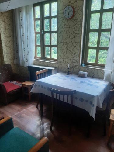 Chiatura Apartment | Stadtzentrum