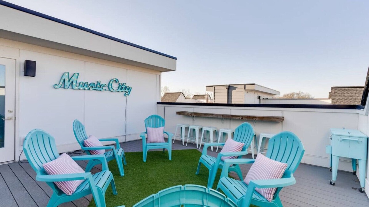 Inglewood House | Stage-Side Stay Near Opry Rooftop 8 Guests!