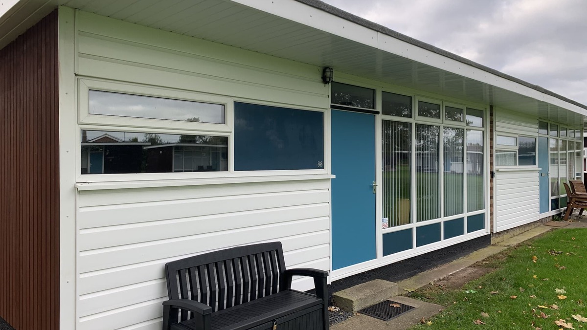 Stalham Ski Chalet | Stalham 3 nights Minimum stay
