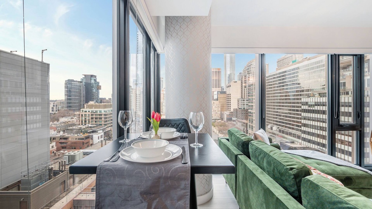 Bloor-Yorkville Apartment | Stallion Suites Yorkville