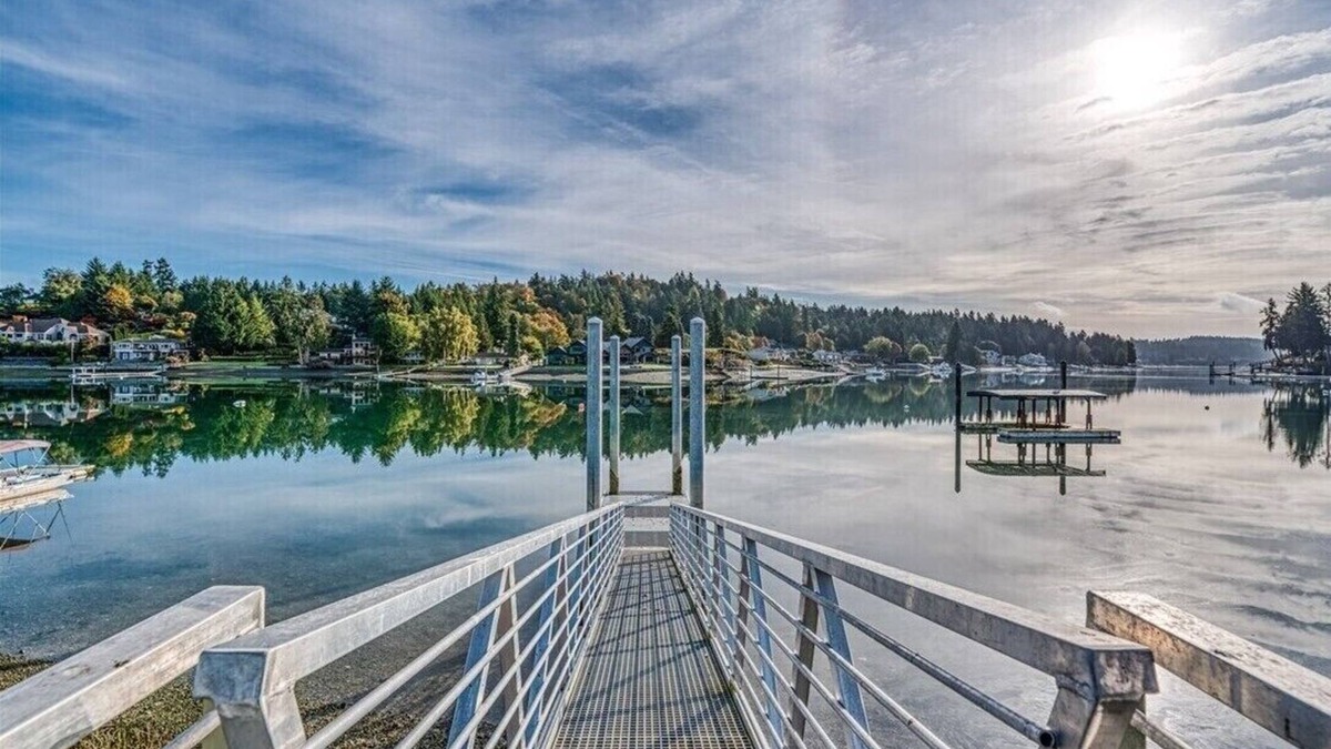 Gig Harbor Apartment | Stand-Alone Studio: Wollochet Bay waterfront access