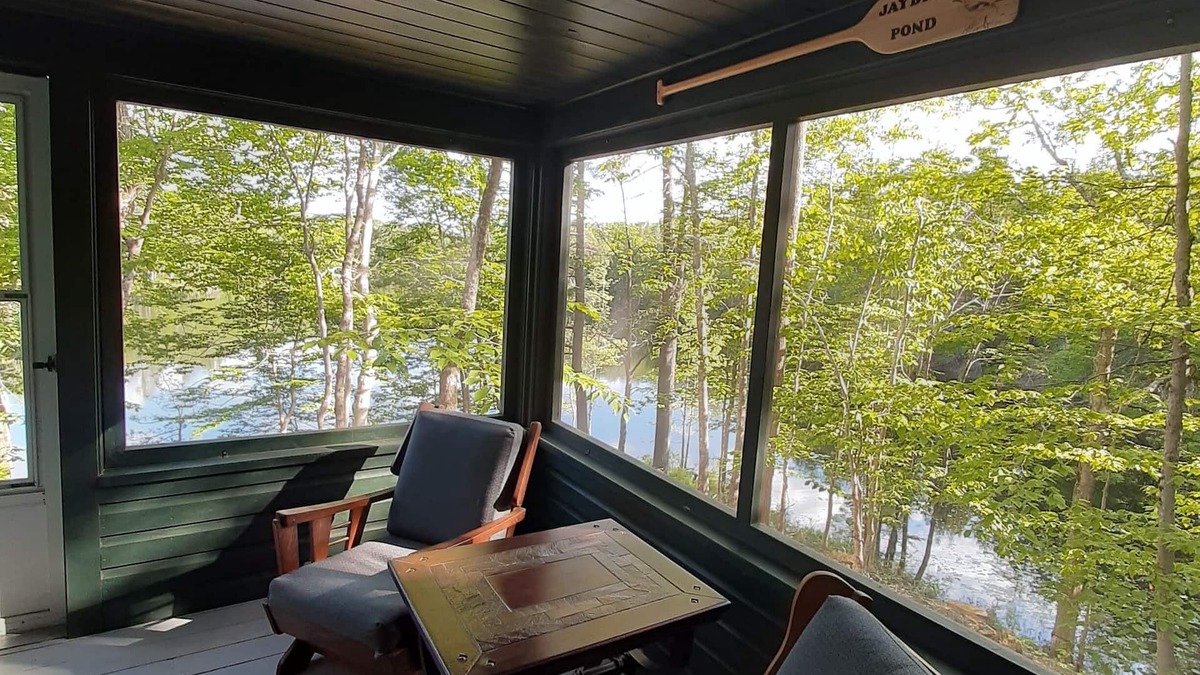 Porter Cabin | Stand alone waterfront rustic cabin!