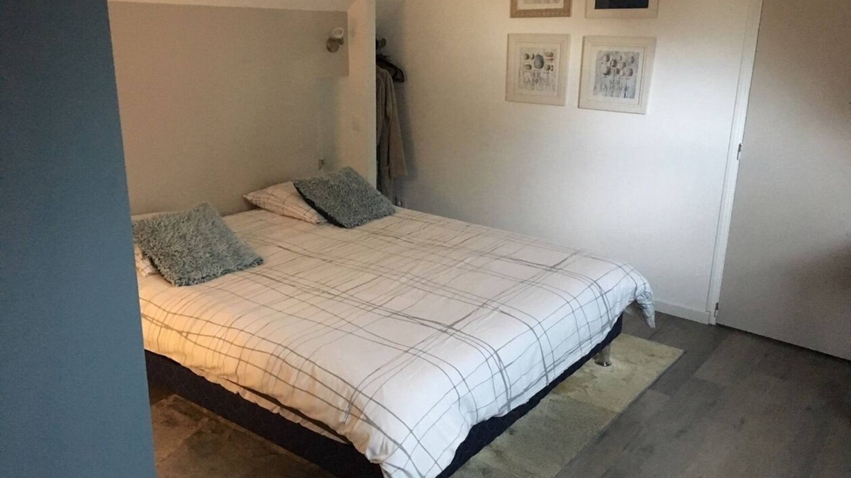 Bruyeres-et-Montberault House | Standard double room "B"