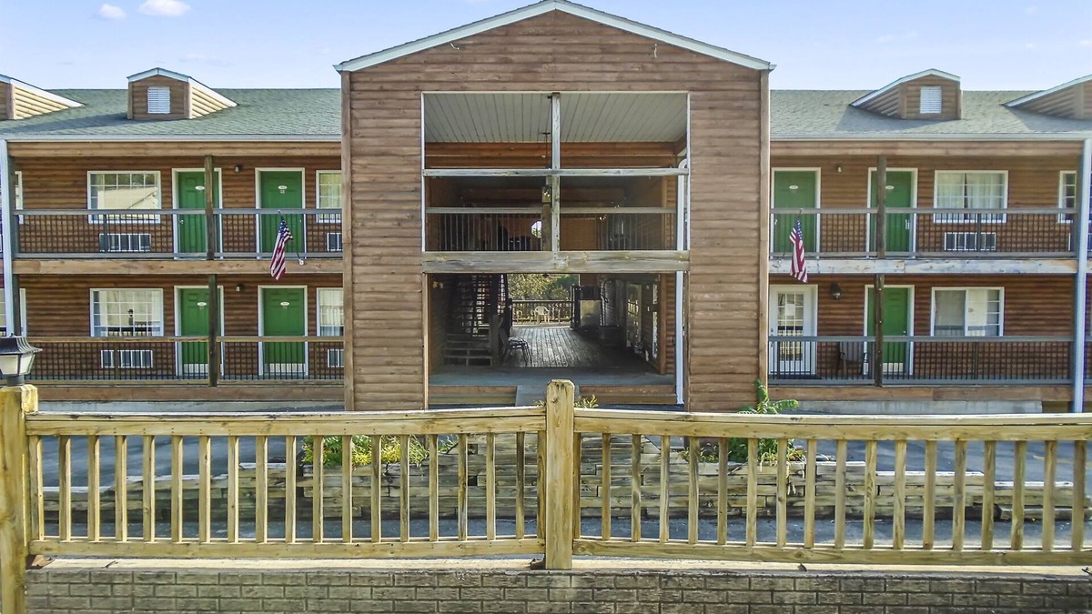 Indian Point Condo | Standard Double Queen Room