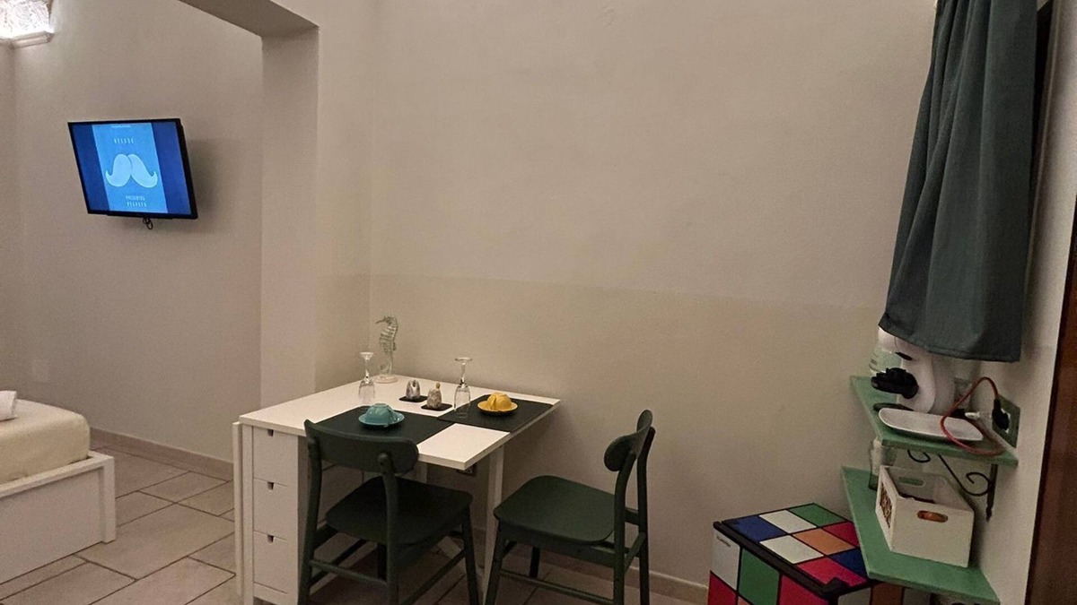 Pulsano Bed & Breakfast | Standard Double Room – Comfort in Pulsano Old Town