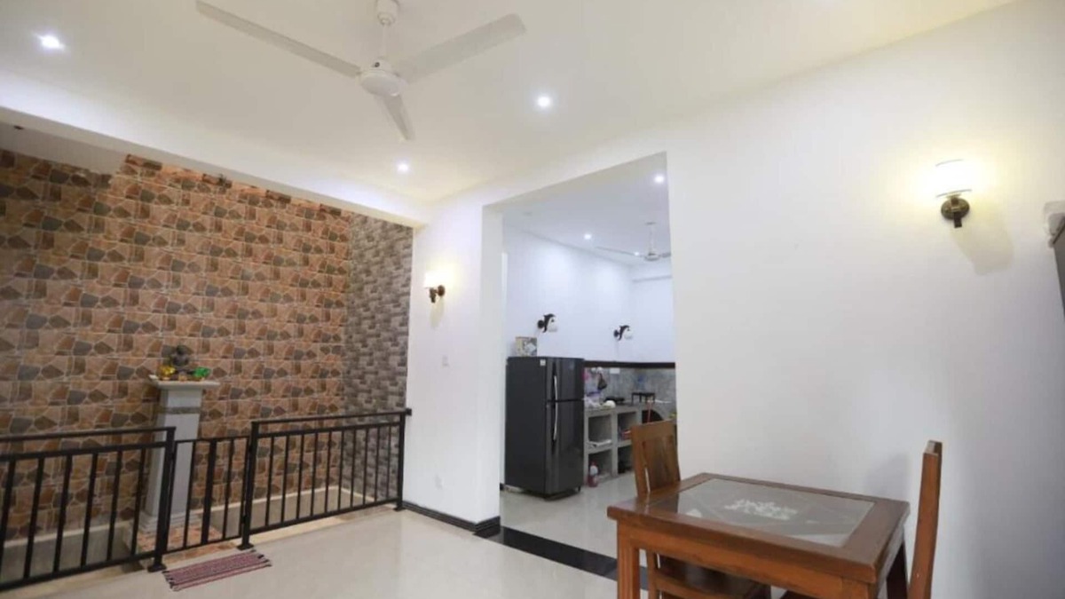 Pelena Hotel | Standard Double Room with Fan 2 - Surfside Retreat Weligama