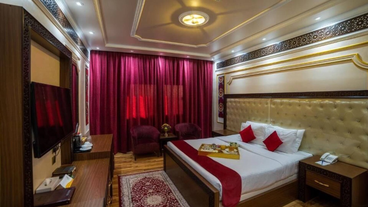 Ras Al Khaimah Apartment | Standard Room Near Grove Village by luxury booking