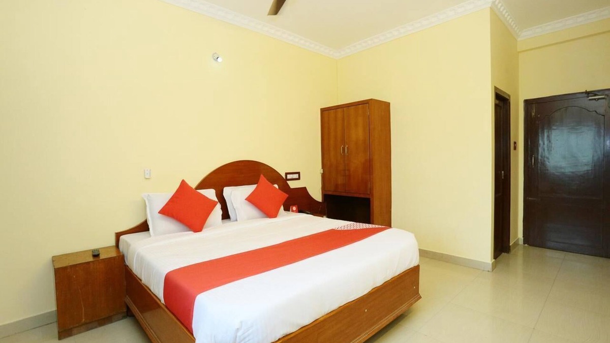 Kanyakumari House | Standard Rooms, Near Sunset Point stay