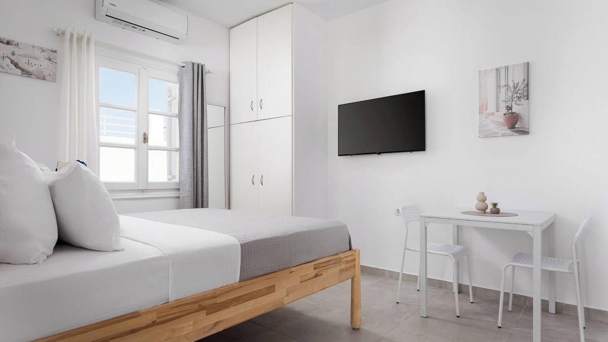 Naousa Hotel | Standard Suite, Palma Elegant Suites