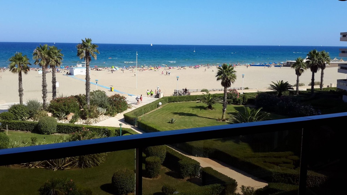 La Cote Radieuse Apartment | Standing Apartment, Sea and Mountain View, Pool and Garage