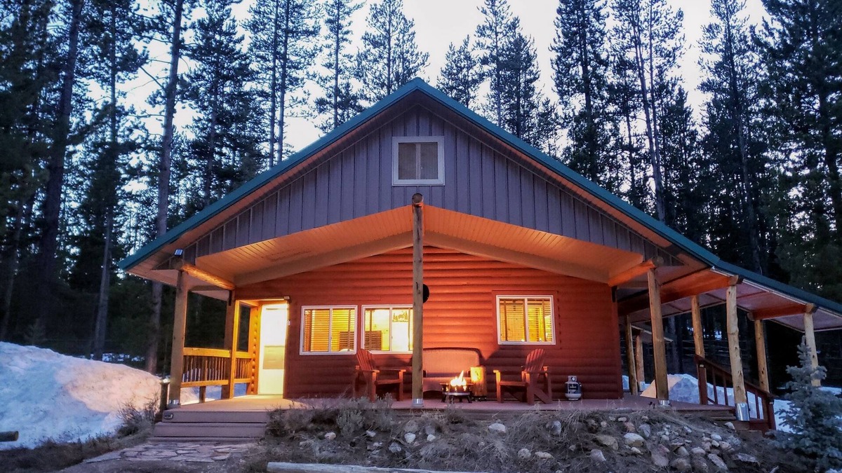 Stanley Cabin | Stanley Stays - The Bonanza Cabin